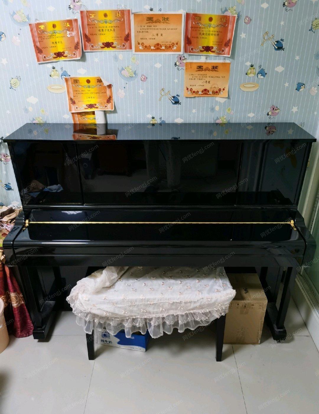 新疆喀什出售钢琴，物品状态非常好