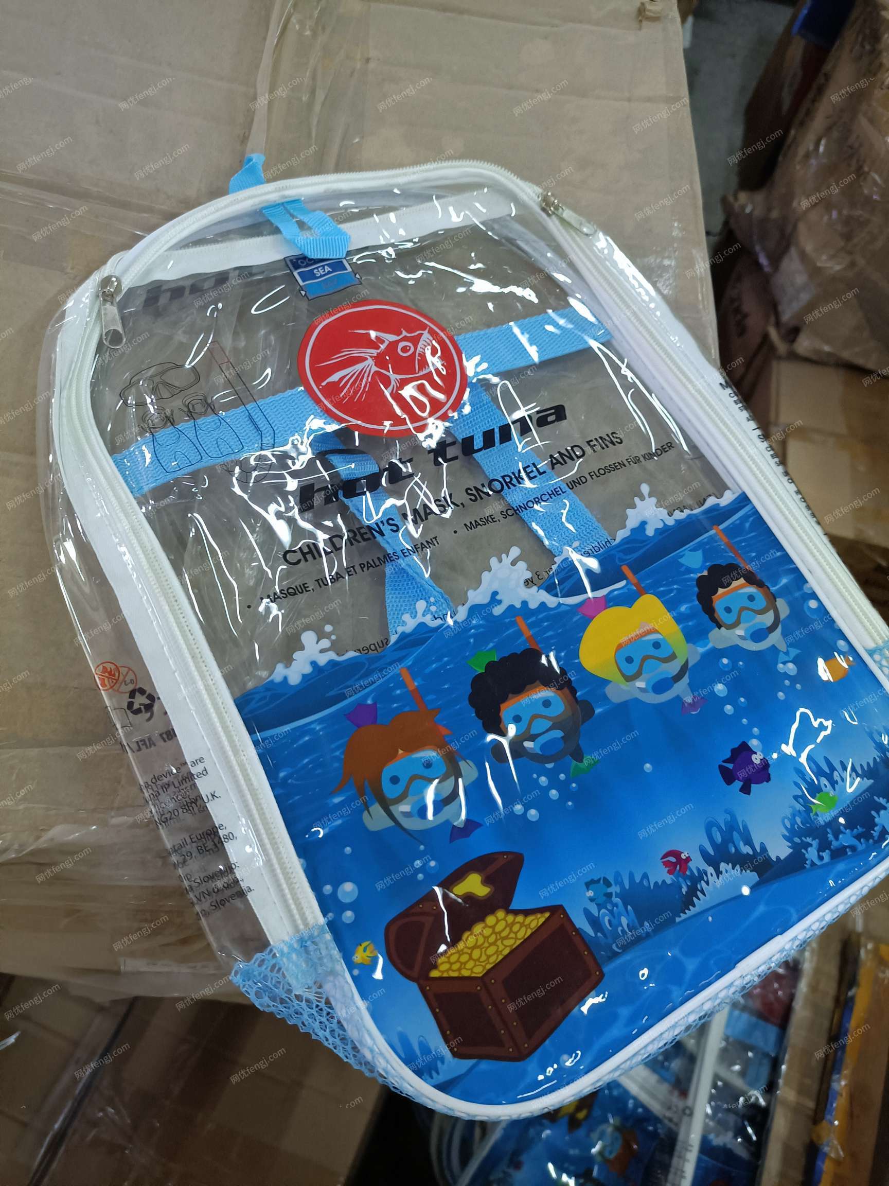 双肩背包 书包 玩具包 零食包大量低于成本价出售