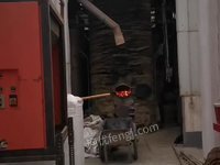 出售1吨立式燃煤蒸汽锅炉，7公斤压力，配件齐全。