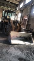 水泥砖厂处理山东莱工25铲车，可供1000多平米空气能，粉碎机各1台，看货议价，详见图