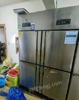 浙江宁波奥克斯中央空调1500，立式冰箱冰箱750。全新消毒柜270低价出售