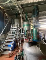 福建莆田出售3吨不锈钢304反应釜两个搅拌罐1.5吨真空泵变频器