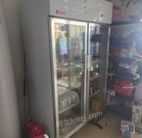 重庆沙坪坝区出售九五成新双开门展示柜