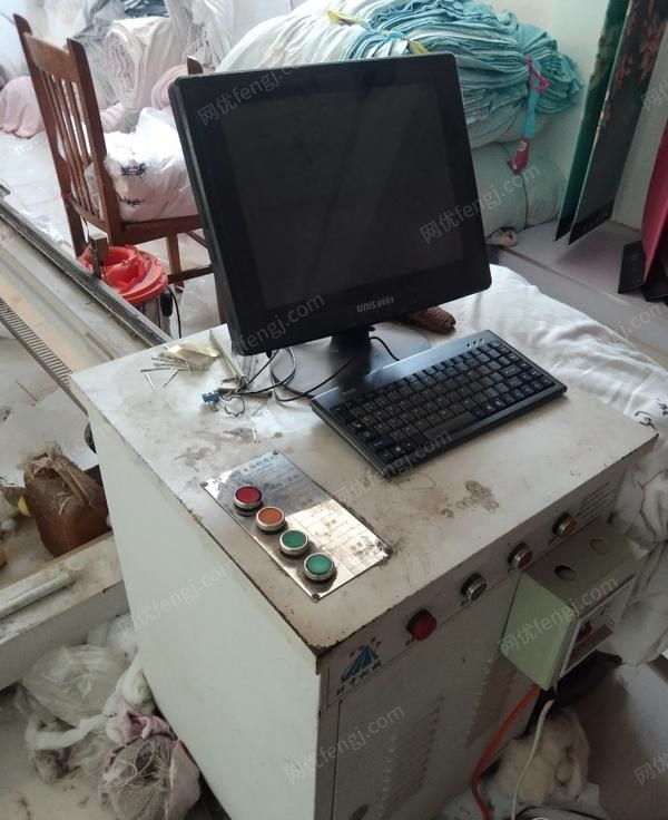 山东济南转让电脑绗缝机，9成新