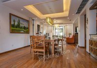 青浦区别墅 集中南花园1500平!临大河!终于急了!大甩卖!中心位置