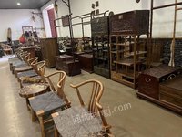 工厂搬迁，出售实木家具，茶桌，石雕木雕，工艺品，桃木剑等，价格优惠