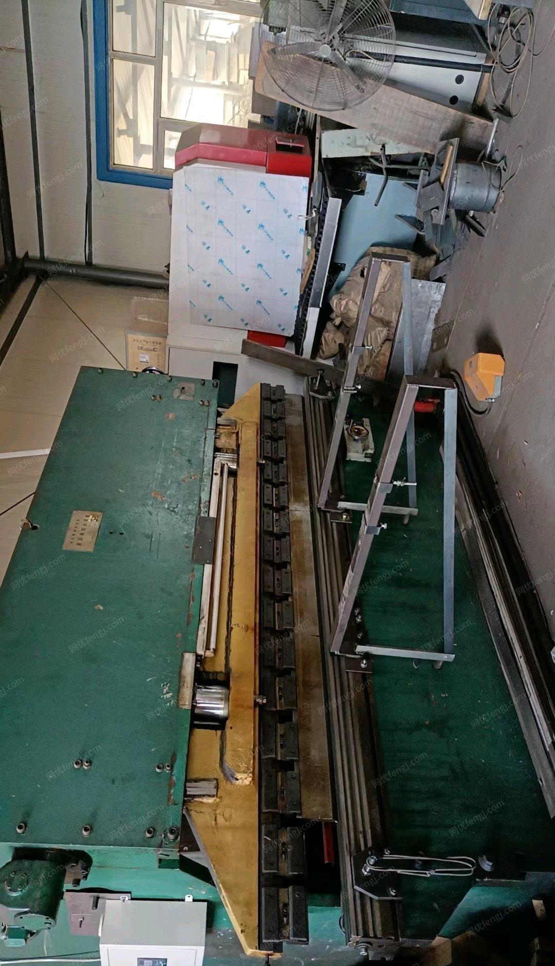 黑龙江佳木斯处理3.2米长100吨液压折弯机