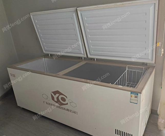 转让立式冷藏展示柜 卧式冰柜  净容量780L 展示面积2.05m 外形尺寸：2050×800×855mm 友田品牌（广东容声电器品牌）