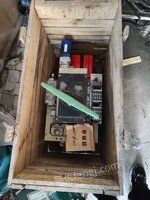 出售闲置上海人民电器，ME1000万.能式断路器，未使用，1997年生产，共有2台