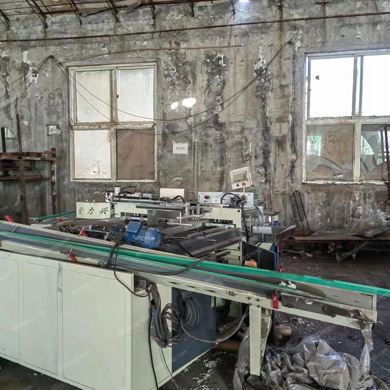 纸制品厂处理1880/3000半自动,全自动复卷机,190,7排抽纸机,有图片