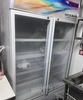 出售厨房设备，冷库、冰箱、冷柜、灶台等