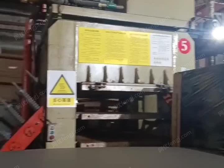 金兰5层模压门板热压机低价急售 视频
