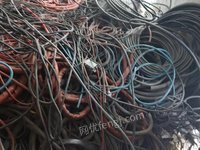 天铁-废旧电机电焊机、电缆一批
