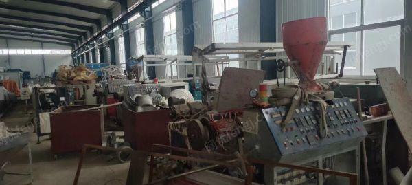 Selling second-hand 65, 80, 92 cone double extrudersShandong
