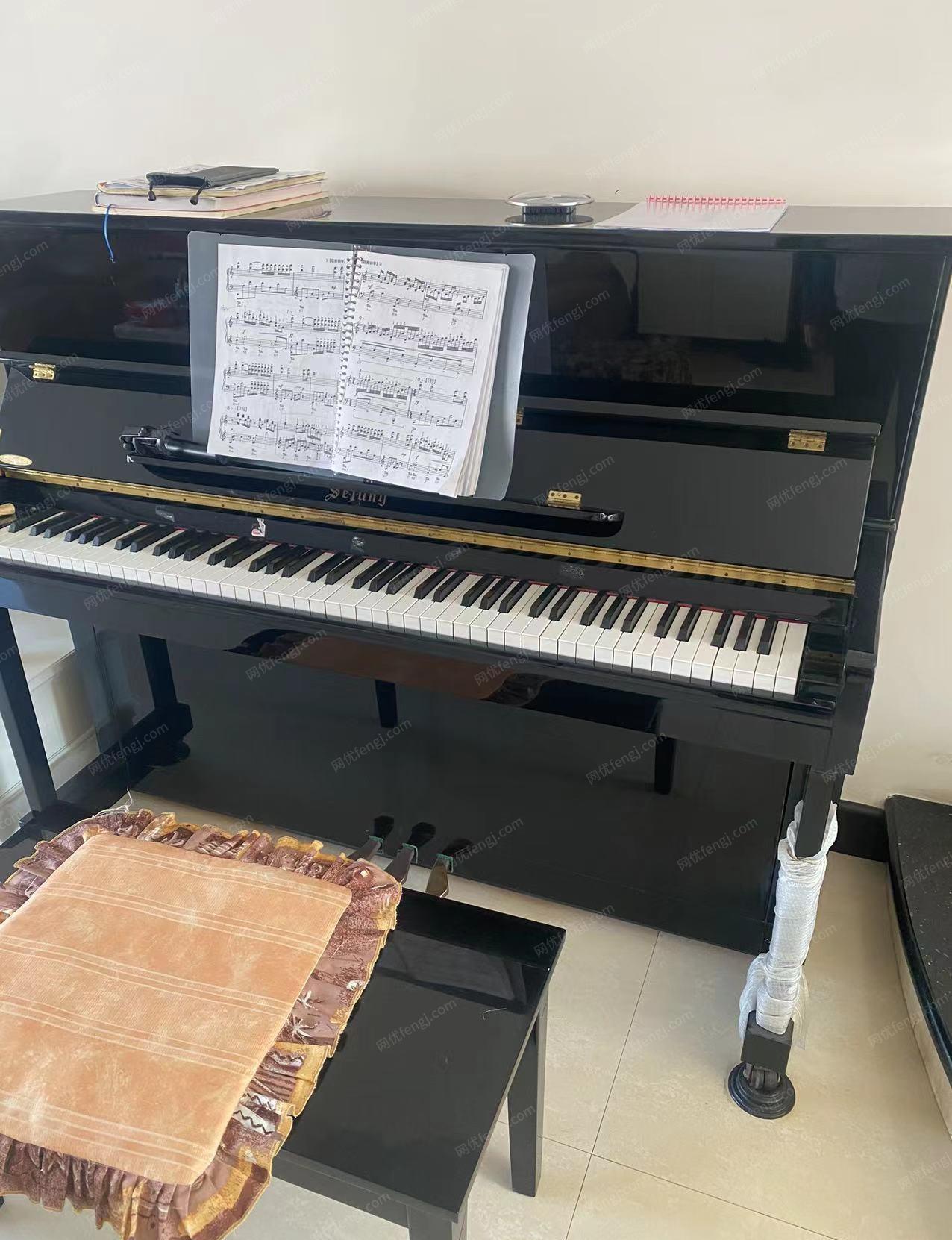 辽宁葫芦岛低价出售一手自用钢琴