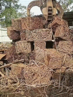 长期回收废钢筋　废铁　房屋拆除