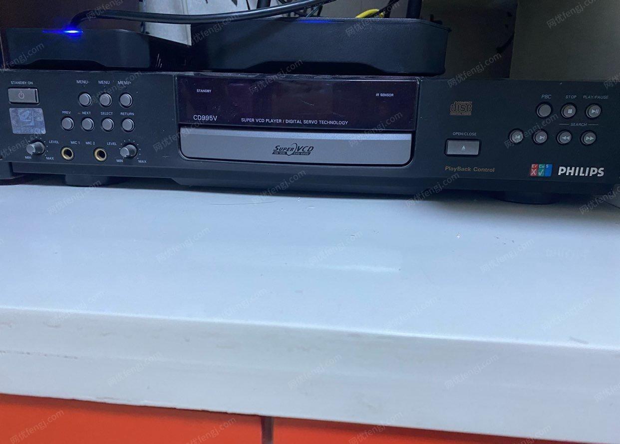 吉林吉林转让组装台式机（带电脑桌）、VCD、音箱，