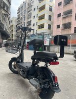 广东深圳雅迪电动自行车出售