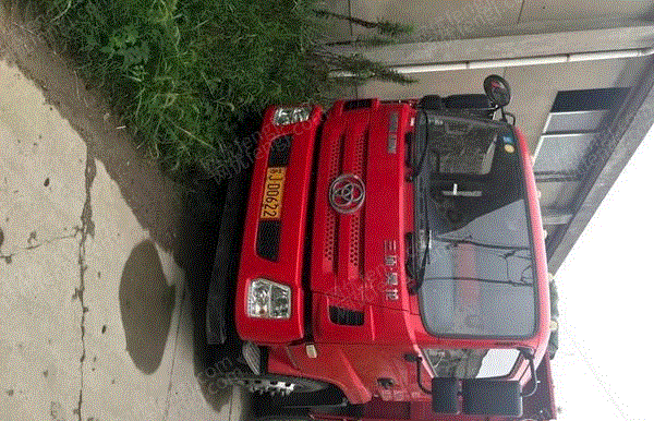 自卸车/翻斗车出售
