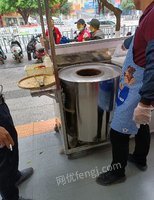 广西百色9.5成新碳烤火炉出售