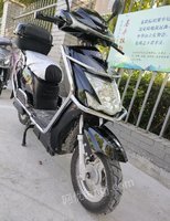 上海松江区本人低价出售二手电动车