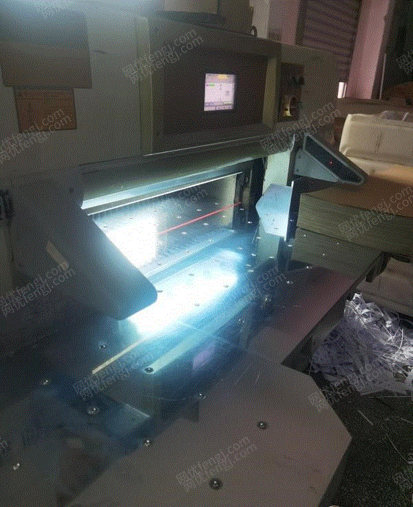 二手切纸机出售