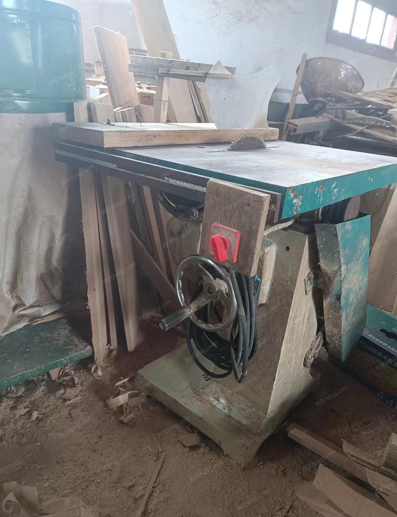 安徽黄山8成新木工机械整套出售