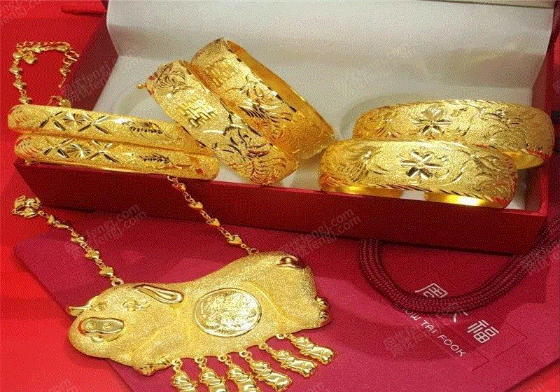 广东湛江黄金钻戒名表钻石回收ROLEX劳力士手表回收等