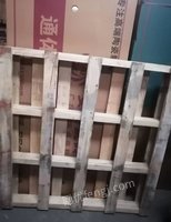 重庆万州区低价出售二手木托盘