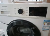 四川成都9成新洗衣机低价出售