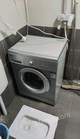 贵州贵阳出售全自动滚筒洗衣机，功能完好，一切正常