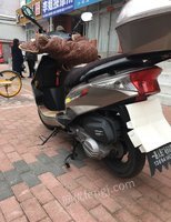 辽宁丹东自己一手2019年力帆125踏板摩托车低价出售