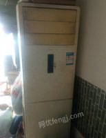 安徽亳州一个空调，两个冷柜，一个双灶台炉子，低价出售