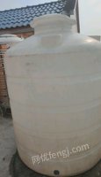 四川广安出售1.5吨水桶，需要的联系