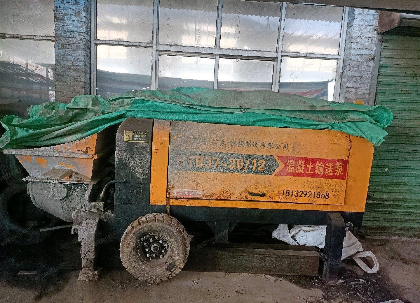 甘肃兰州工地完工，出售混凝土输送泵