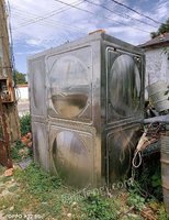 新疆阿勒泰出售三吨不锈钢保温水箱