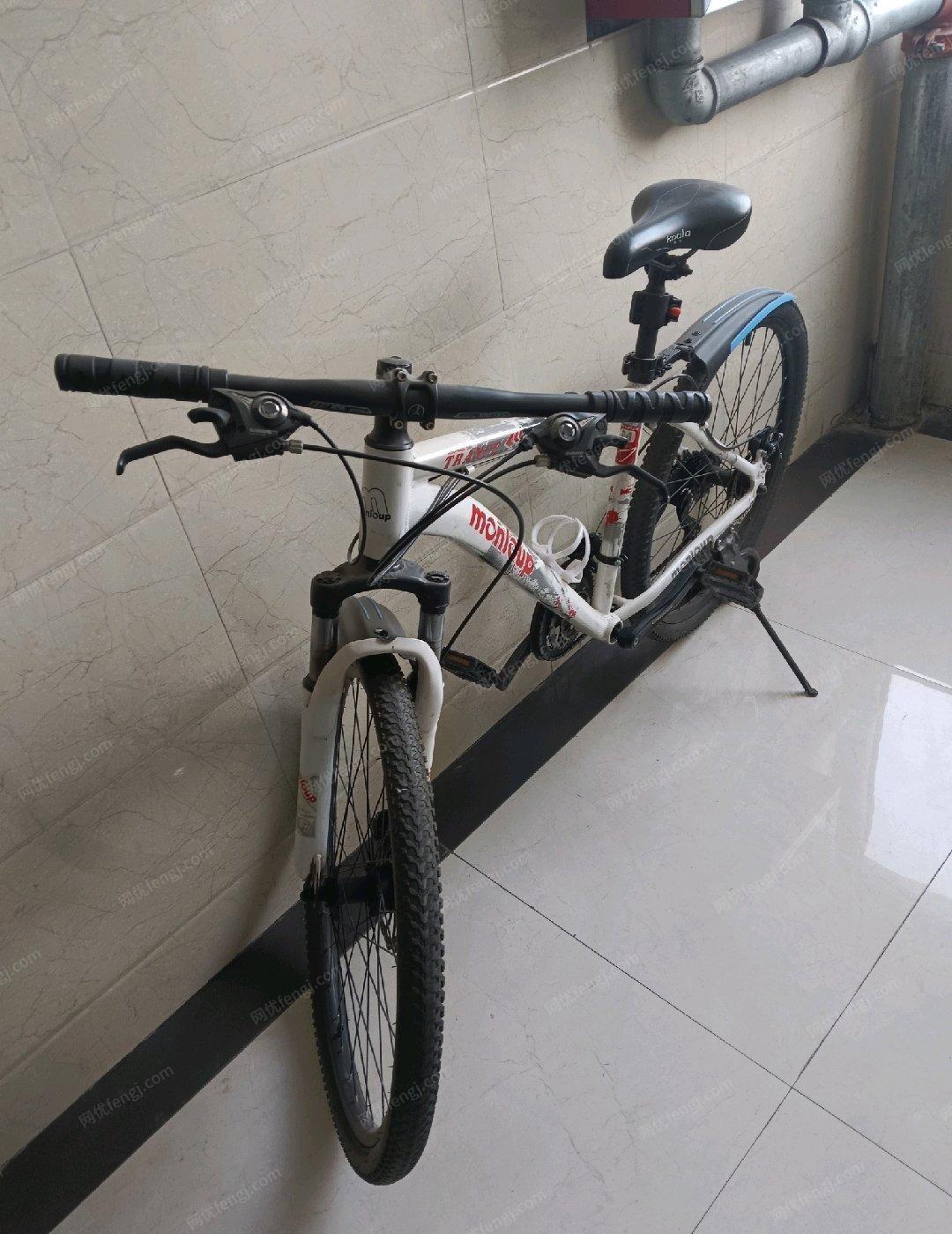 河南鹤壁低价出售二手自行车