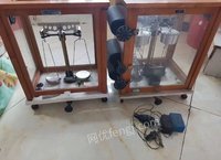 黑龙江鸡西矿泉水厂设备压盖机，打码机，浊度仪，分析天平等转让