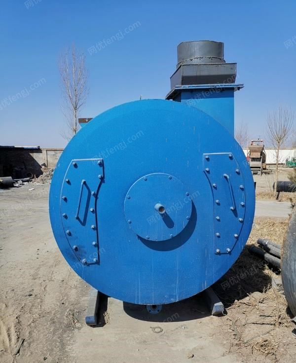 甘肃张掖转让3吨天然气热水锅炉，只用了一个月