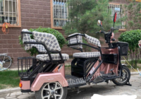 甘肃酒泉电动三轮车低价出售，在肃州区，的代步接娃神车，有需要的联系，可优惠哦！