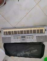 黑龙江双鸭山出售二手雅马哈电子琴七成新