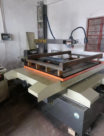 二手电火花线切割出售