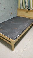 山东济宁低价处理床和床垫，使用四个月