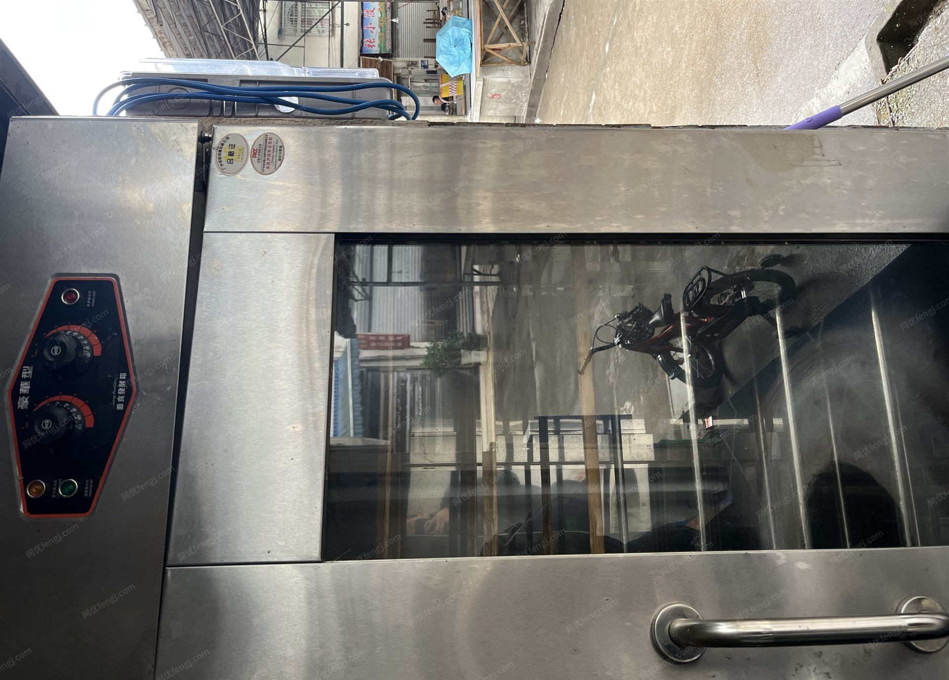 贵州遵义出售压面机，绞面机，蒸汽炉，发酵箱的联系