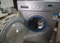 河南郑州海尔滚筒洗衣机低价出售