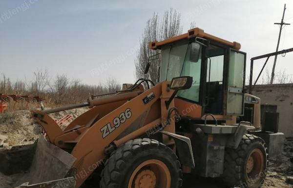 新疆阿克苏转让宇工ZL936型铲车