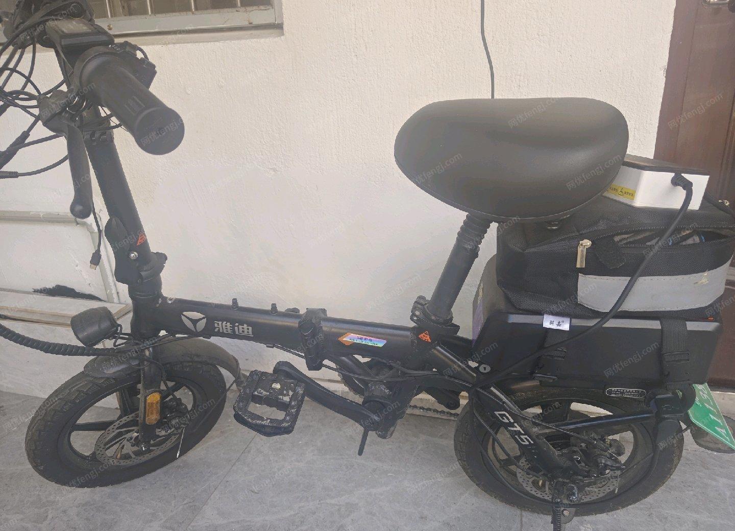 江苏苏州出售雅迪电动，折叠自行车黑色 48V20A锂电 续航约70公里