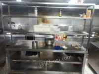 湖南长沙大量收购餐馆整套设备，不锈钢柜、厨具和冰柜等