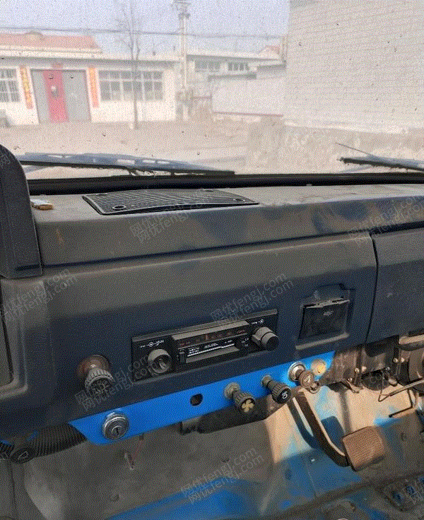 自卸车/翻斗车出售