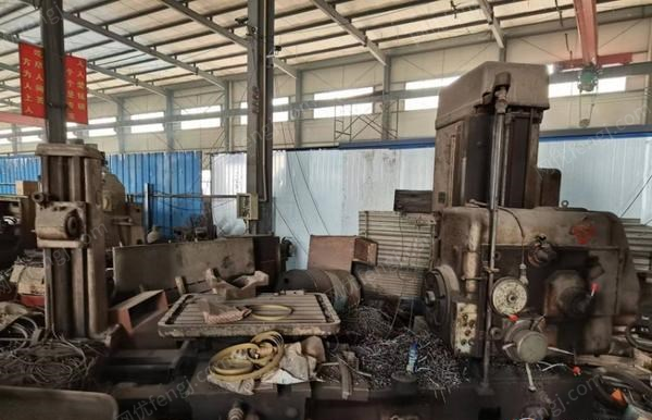 北京朝阳区工厂停业停产,转让出售大量机床设备及机加工件